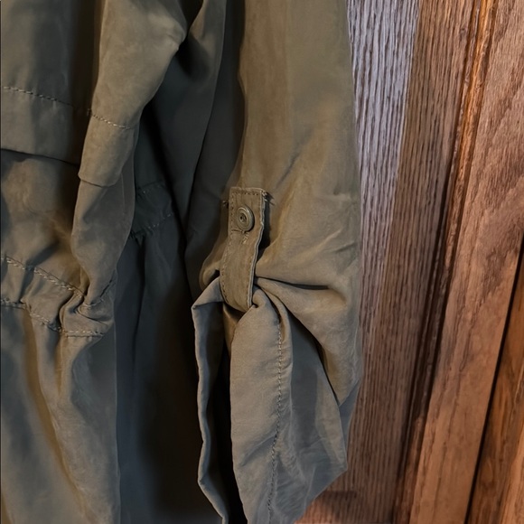 Olive Green Lightweight Jacket - Picture 5 of 7
